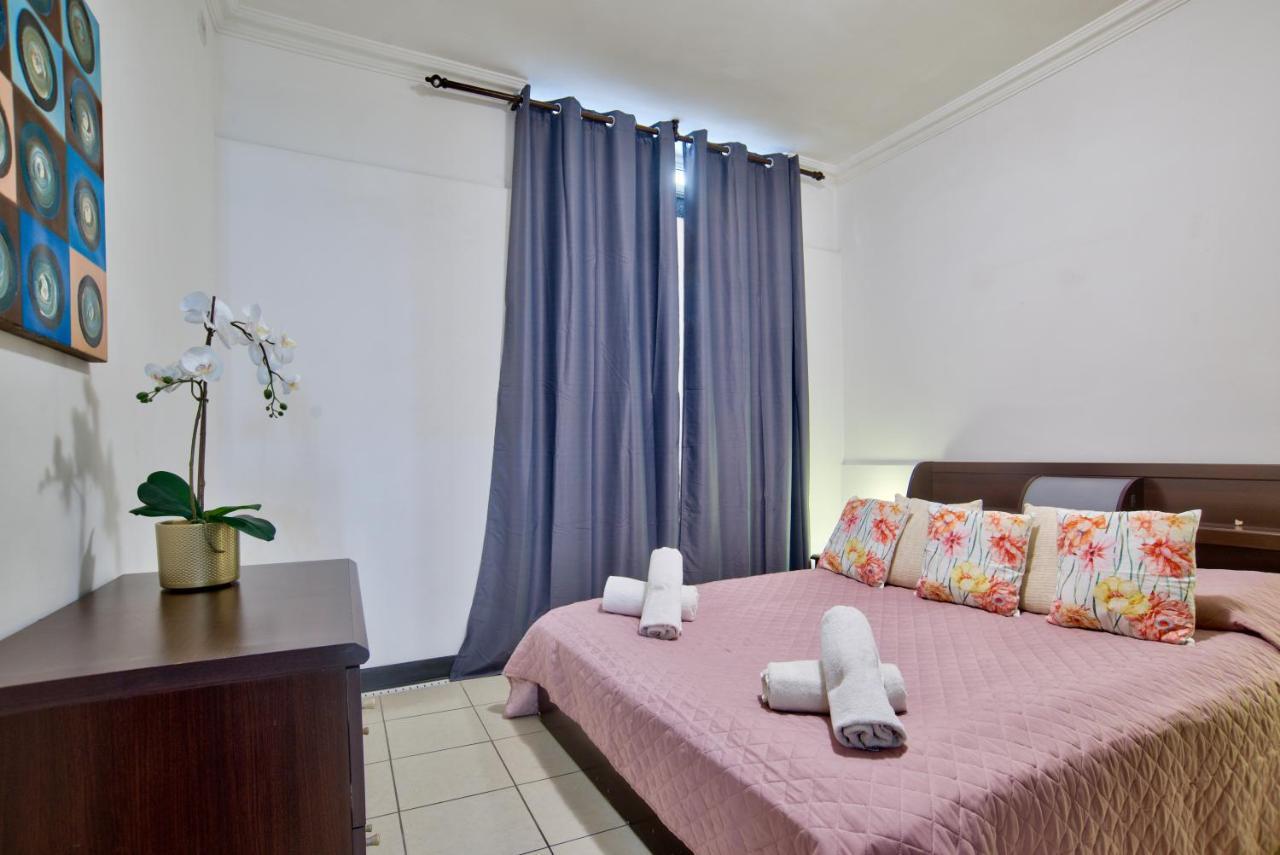 Morina Court - St Julians Seaside Bliss Apartments And Penthouse By Shortletsmalta Saint Julian's Bagian luar foto